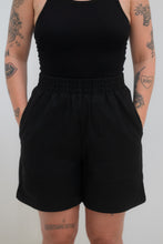 Load image into Gallery viewer, BOAT SHORTS, BLACK
