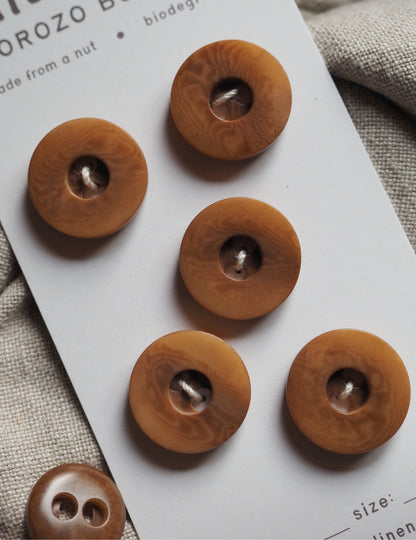 COROZO BUTTON - CARAMEL 1"