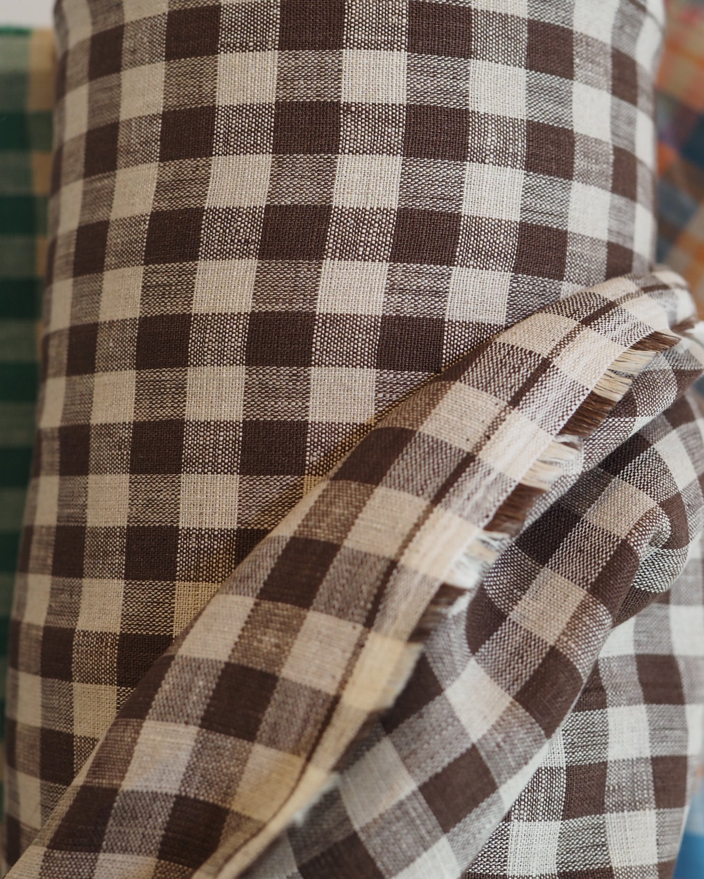 5.5 OZ YARN DYED LINEN, BROWN GINGHAM